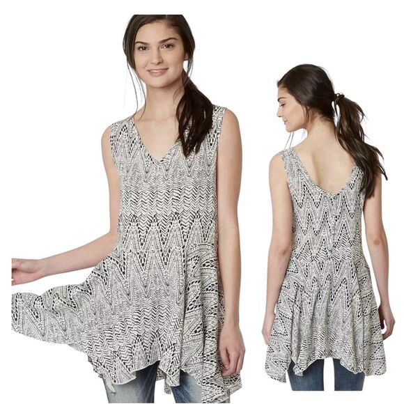 MOON & SKY Tunic Top Scarf Hemline Back White V Neck Fairycore Beach - Picture 1 of 10